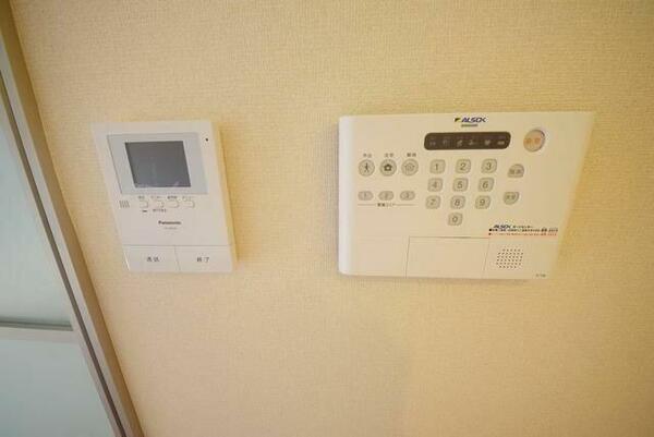 apartment 埼玉県坂戸市関間４丁目
地図を見る