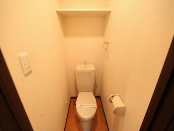 画像9:洋式トイレ　温水洗浄暖房便座設置可