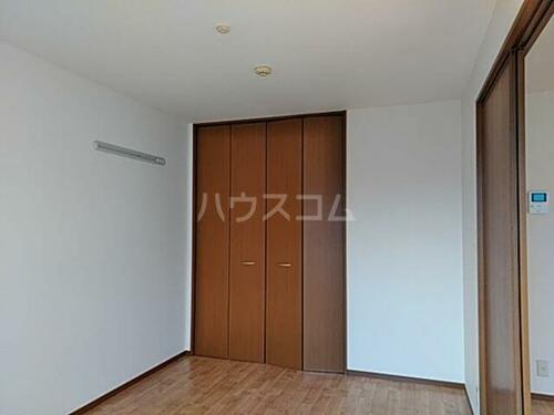 ブランドール_内装_0