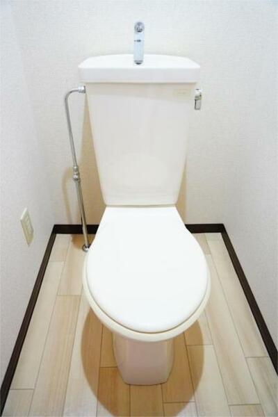 画像13:バストイレ独立設計