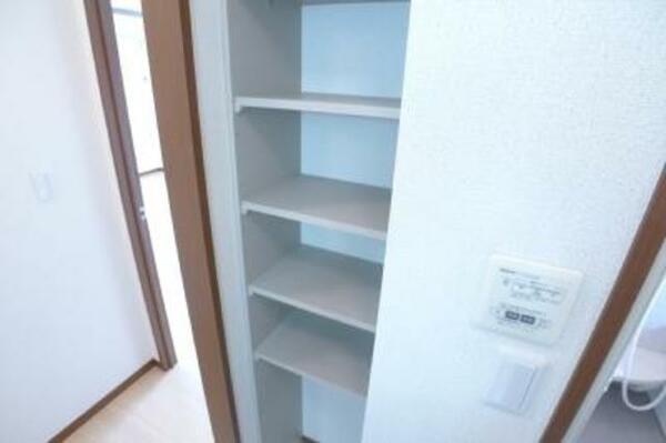 apartment 埼玉県志木市上宗岡２丁目
地図を見る