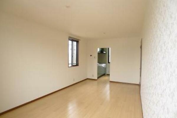 apartment 埼玉県志木市上宗岡２丁目
地図を見る