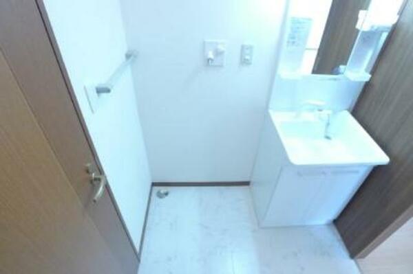 apartment 埼玉県志木市上宗岡２丁目
地図を見る