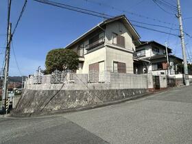 兵庫県川西市萩原台東２丁目