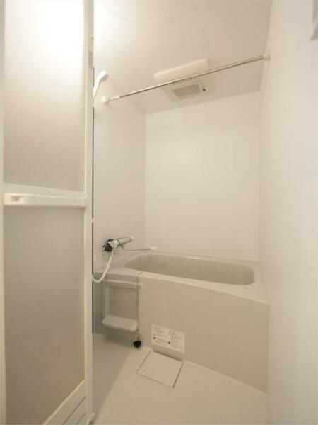 画像5:バスルーム　浴室暖房乾燥機付き　イメージ写真