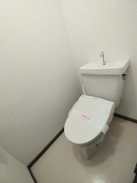 画像10:★★トイレは洗浄機能付き便座です♪★★