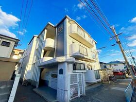 アンピール諸岡