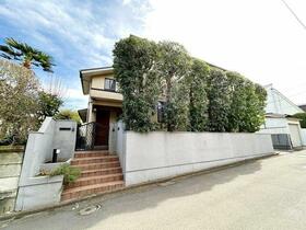 神奈川県横浜市金沢区富岡西５丁目