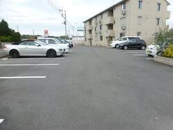 画像15:駐車場です。