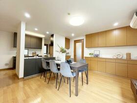 東京都練馬区向山３丁目