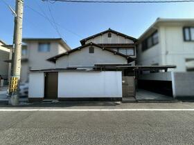 岡山県岡山市北区津倉町１丁目
