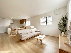 広島県広島市西区己斐中３丁目