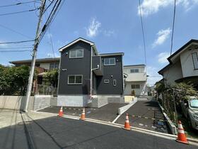 神奈川県横浜市青葉区荏田西４丁目