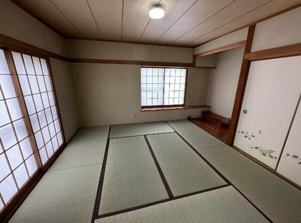 detached 埼玉県比企郡嵐山町大字廣野

地図を見る