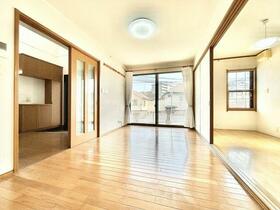 神奈川県横浜市金沢区釜利谷西１丁目