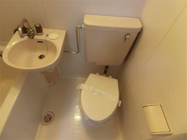 画像10:清潔感のあるトイレです♪※写真は同タイプの別部屋。現況優先。
