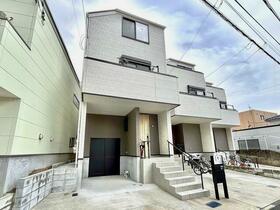 神奈川県横浜市金沢区釜利谷東４丁目