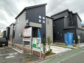 東京都三鷹市上連雀６丁目