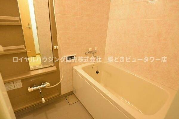 detached 東京都中央区勝どき３丁目

地図を見る