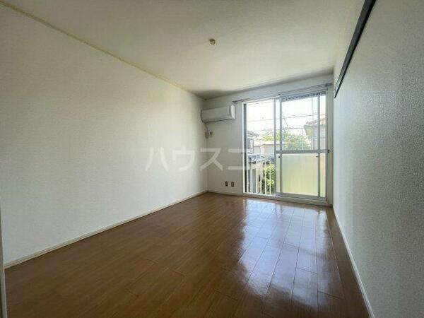 apartment 埼玉県北足立郡伊奈町栄１丁目
地図を見る