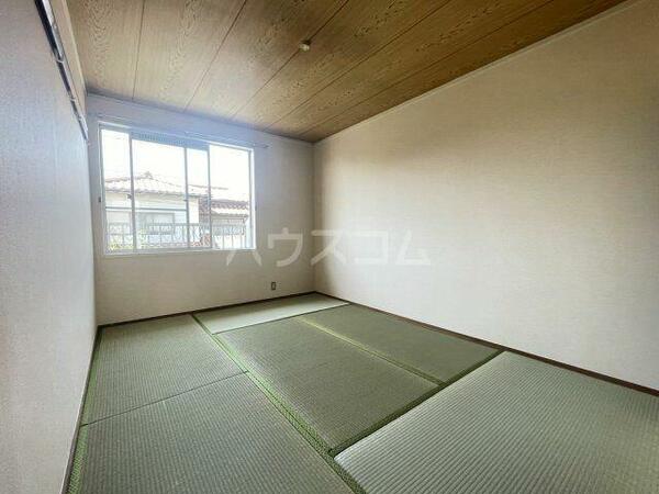 apartment 埼玉県北足立郡伊奈町栄１丁目
地図を見る