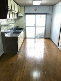 九品寺Ａ団地１号棟