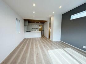 神奈川県横浜市港南区港南１丁目