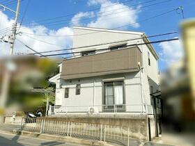 大阪府吹田市五月が丘南