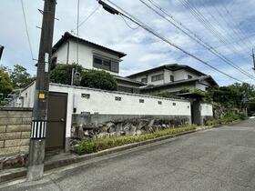兵庫県川西市清和台東１丁目