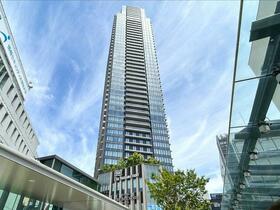 ＴＨＥ　ＹＯＫＯＨＡＭＡ　ＦＲＯＮＴ　ＴＯＷＥＲ