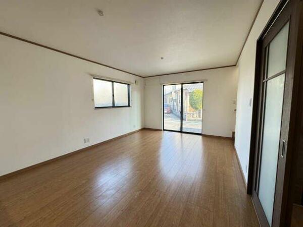 ロイヤルビラ　Ａ棟｜愛知県一宮市花池１丁目(賃貸一戸建3LDK・--・84.47㎡)の写真 その3