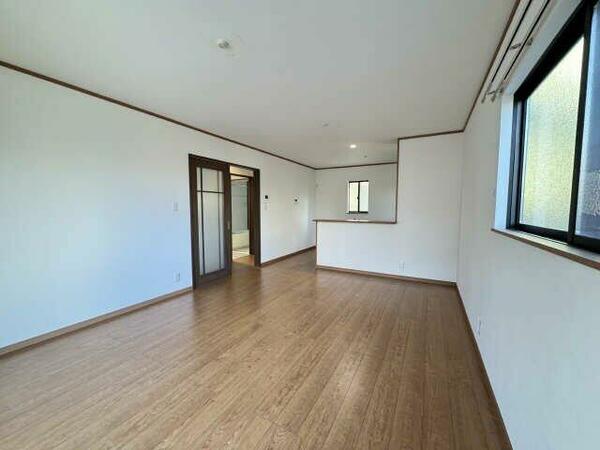 ロイヤルビラ　Ａ棟｜愛知県一宮市花池１丁目(賃貸一戸建3LDK・--・84.47㎡)の写真 その4