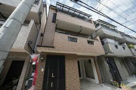 大阪府東大阪市新上小阪