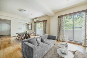 ＲＩＣイーストコート７番街　４番館