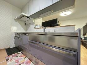 兵庫県三田市西山２丁目