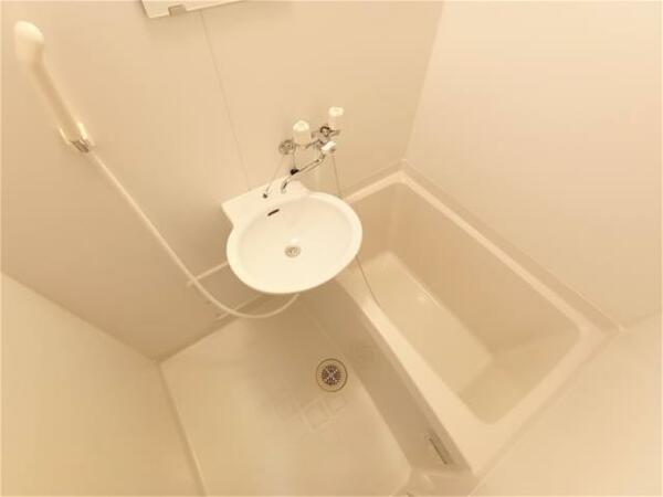 画像6:浴室スペースです。