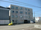 札幌市東区北二十条東１４丁目 4階建 築35年のイメージ
