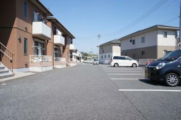 画像14:全部屋嬉しい駐車場付き！（※台数はお問合せ下さい。）