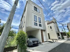 神奈川県川崎市高津区北見方１丁目