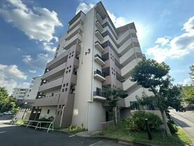 高槻阿武山九番街東　３号棟