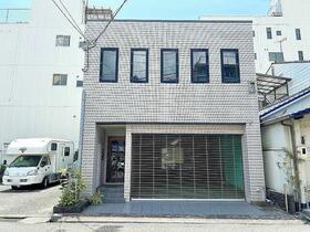 岡山県岡山市北区丸の内１丁目