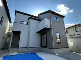 東京都三鷹市大沢５丁目