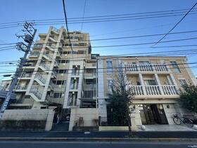 グランシティユーロテラスＩＩ