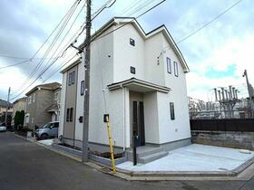 東京都調布市深大寺東町１丁目