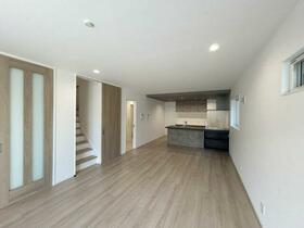 大阪府堺市西区上野芝町７丁