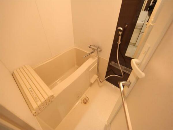 画像5:浴室暖房乾燥機付バスルーム