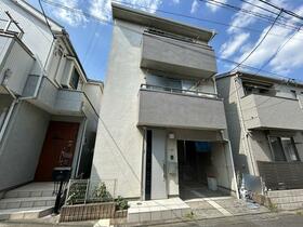 東京都三鷹市深大寺２丁目