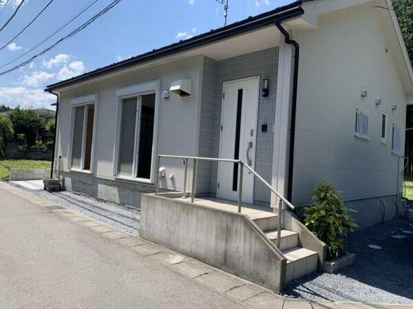 detached 栃木県日光市荊沢

地図を見る