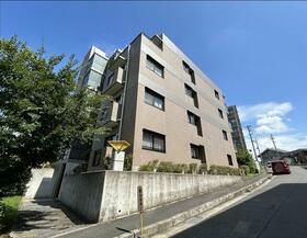 ロイヤルヒルズ富雄　Ｃ棟