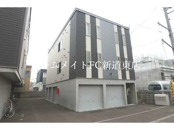 北海道札幌市東区本町一条１丁目(賃貸アパート1LDK・3階・29.11㎡)の写真 その1